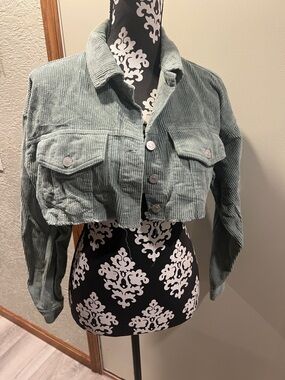 Forever 21 Cropped Corduroy Jacket in Sage Green